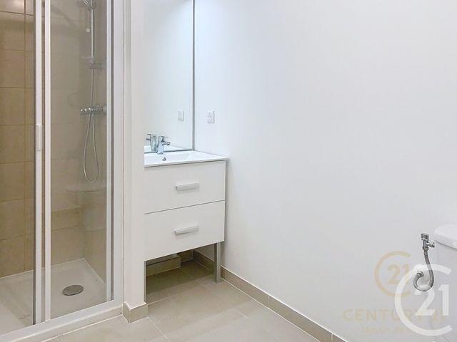 Appartement F2 &agrave; louer - 2 pi&egrave;ces - 41,15 m2 - Grasse - 06 - PROVENCE-ALPES-COTE-D-AZUR