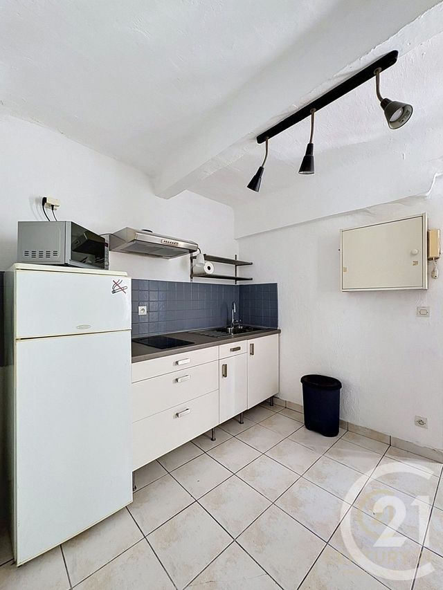 Appartement F1 &agrave; louer - 1 pi&egrave;ce - 36,08 m2 - Grasse - 06 - PROVENCE-ALPES-COTE-D-AZUR