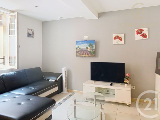 Appartement F2 &agrave; louer - 2 pi&egrave;ces - 42,20 m2 - Grasse - 06 - PROVENCE-ALPES-COTE-D-AZUR