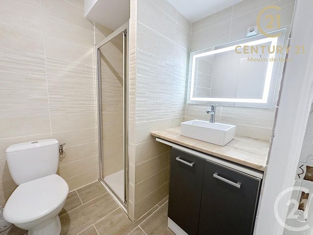 Appartement F2 &agrave; louer - 2 pi&egrave;ces - 30,79 m2 - Grasse - 06 - PROVENCE-ALPES-COTE-D-AZUR