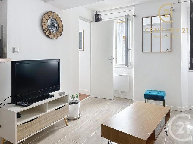 Appartement F2 &agrave; louer - 2 pi&egrave;ces - 30,79 m2 - Grasse - 06 - PROVENCE-ALPES-COTE-D-AZUR