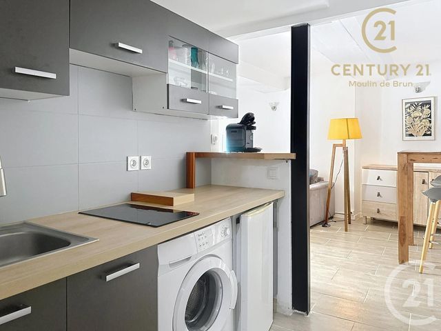 Appartement F2 &agrave; louer - 2 pi&egrave;ces - 30,79 m2 - Grasse - 06 - PROVENCE-ALPES-COTE-D-AZUR