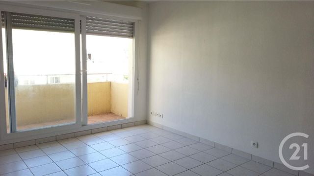 Appartement F2 &agrave; louer - 2 pi&egrave;ces - 36,62 m2 - Grasse - 06 - PROVENCE-ALPES-COTE-D-AZUR