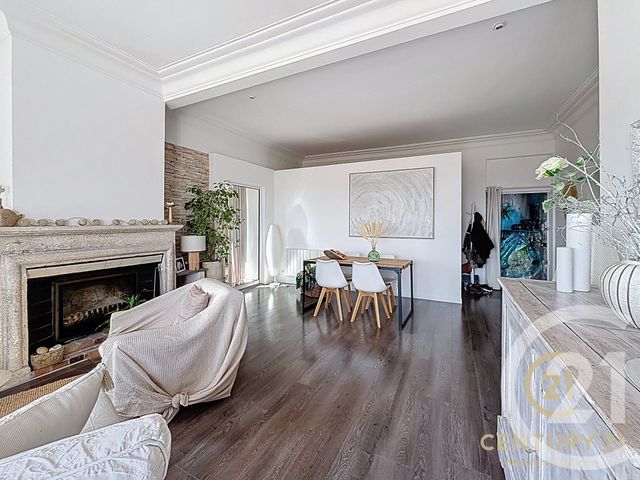 Appartement F3 &agrave; louer - 3 pi&egrave;ces - 98,47 m2 - Grasse - 06 - PROVENCE-ALPES-COTE-D-AZUR