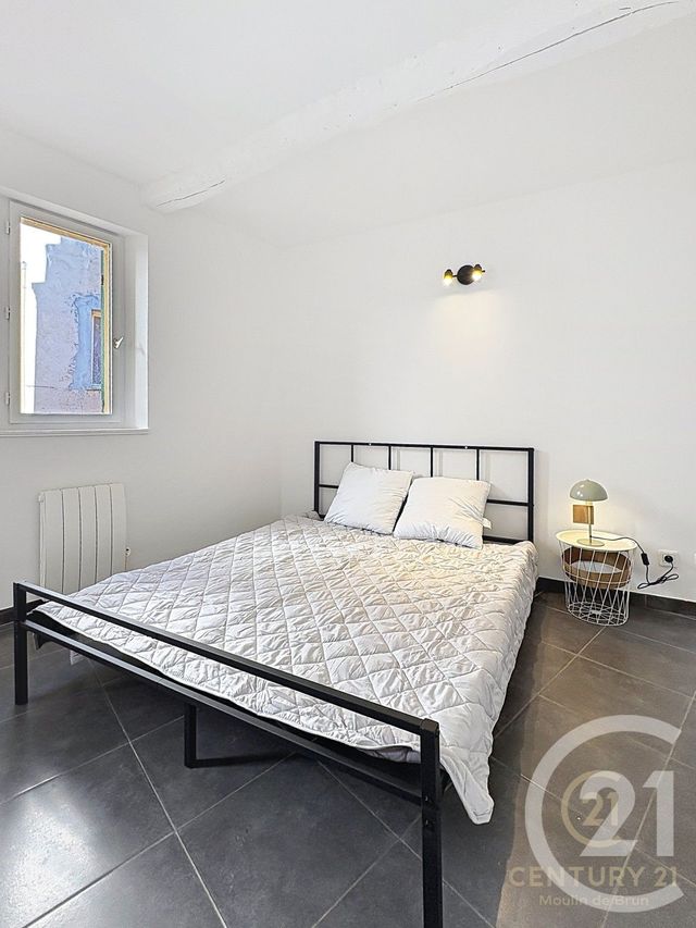 Appartement F2 bis &agrave; louer - 3 pi&egrave;ces - 58,14 m2 - Grasse - 06 - PROVENCE-ALPES-COTE-D-AZUR