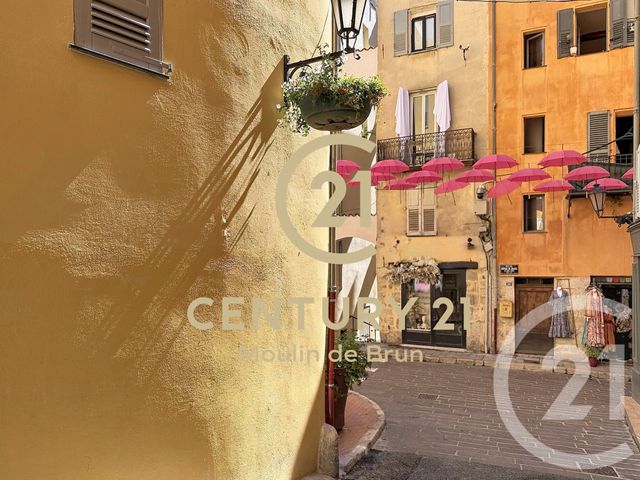 Appartement F2 &agrave; louer - 2 pi&egrave;ces - 31,65 m2 - Grasse - 06 - PROVENCE-ALPES-COTE-D-AZUR