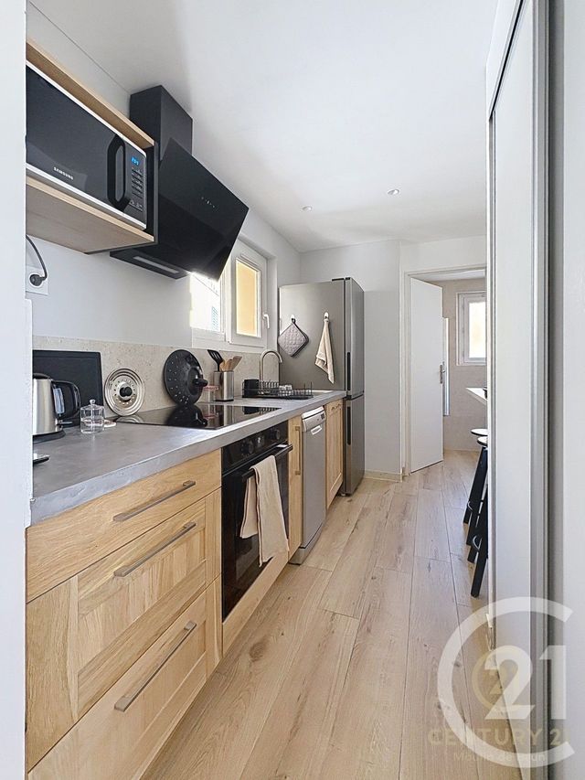 Appartement F3 &agrave; louer - 3 pi&egrave;ces - 56,30 m2 - Grasse - 06 - PROVENCE-ALPES-COTE-D-AZUR