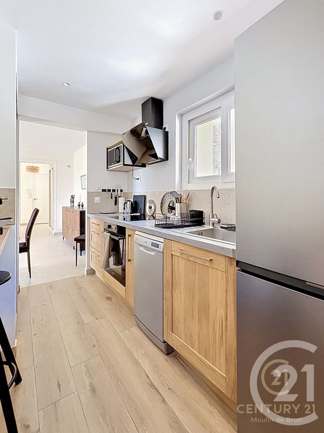 Appartement F3 &agrave; louer - 3 pi&egrave;ces - 56,30 m2 - Grasse - 06 - PROVENCE-ALPES-COTE-D-AZUR