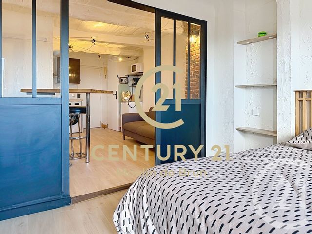 Appartement F1 &agrave; louer - 1 pi&egrave;ce - 26,91 m2 - Grasse - 06 - PROVENCE-ALPES-COTE-D-AZUR