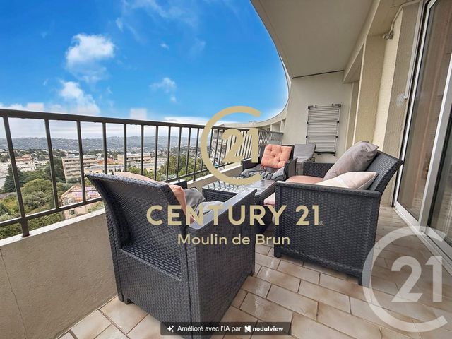 Appartement F4 &agrave; vendre - 4 pi&egrave;ces - 76,11 m2 - Grasse - 06 - PROVENCE-ALPES-COTE-D-AZUR