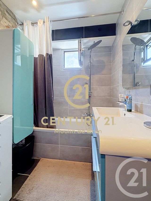 Appartement F3 &agrave; vendre - 3 pi&egrave;ces - 58,44 m2 - Grasse - 06 - PROVENCE-ALPES-COTE-D-AZUR