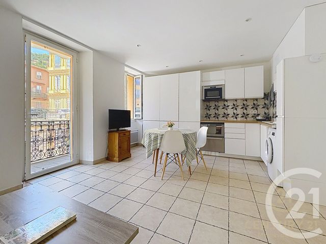 Appartement F1 &agrave; louer - 1 pi&egrave;ce - 25,51 m2 - Grasse - 06 - PROVENCE-ALPES-COTE-D-AZUR