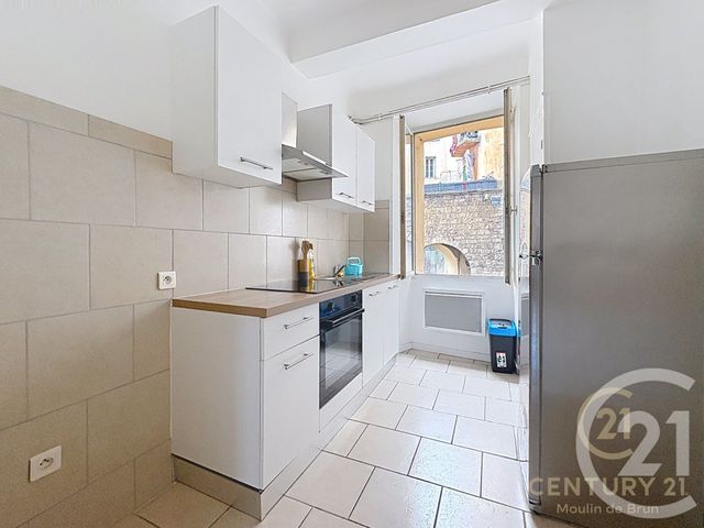 Appartement F3 &agrave; louer - 3 pi&egrave;ces - 72,42 m2 - Grasse - 06 - PROVENCE-ALPES-COTE-D-AZUR