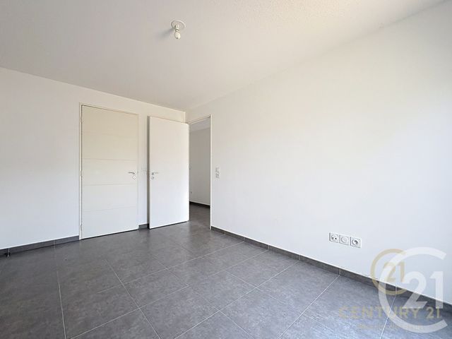 Appartement F2 &agrave; louer - 2 pi&egrave;ces - 41,48 m2 - Grasse - 06 - PROVENCE-ALPES-COTE-D-AZUR