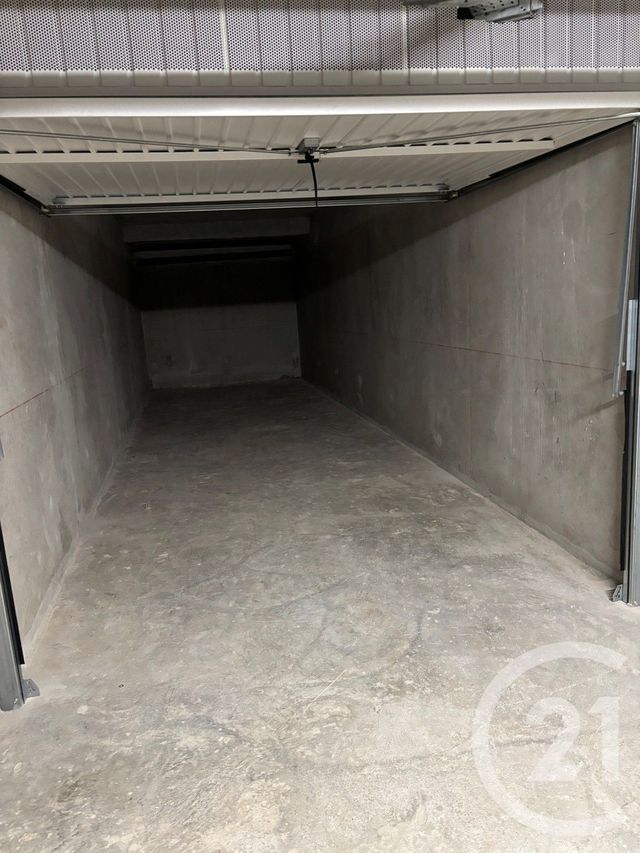 Parking &agrave; louer - 23,40 m2 - Auribeau Sur Siagne - 06 - PROVENCE-ALPES-COTE-D-AZUR