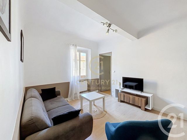 Appartement F3 &agrave; louer - 3 pi&egrave;ces - 45,75 m2 - Grasse - 06 - PROVENCE-ALPES-COTE-D-AZUR