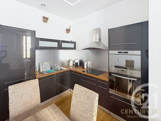 Appartement F3 &agrave; louer - 3 pi&egrave;ces - 77,83 m2 - Grasse - 06 - PROVENCE-ALPES-COTE-D-AZUR