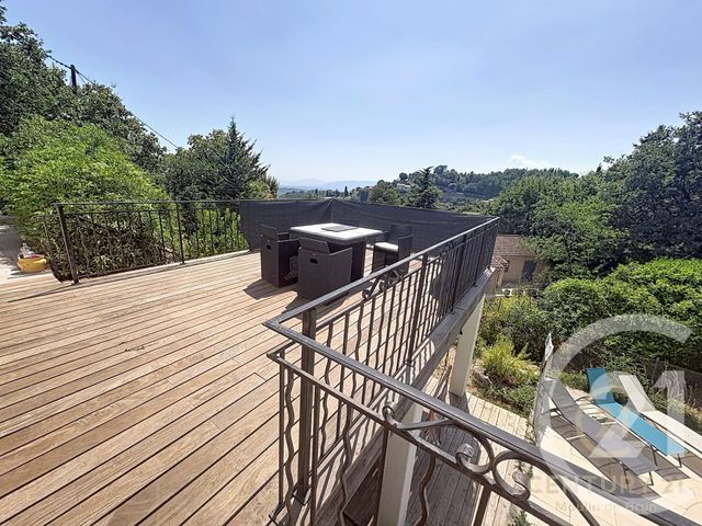 Maison &agrave; louer - 4 pi&egrave;ces - 131,27 m2 - Chateauneuf Grasse - 06 - PROVENCE-ALPES-COTE-D-AZUR