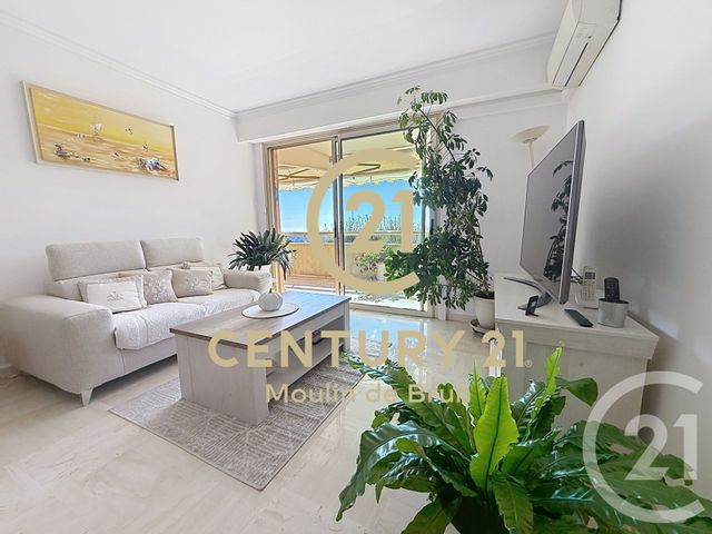 Appartement F2 &agrave; vendre - 2 pi&egrave;ces - 52,29 m2 - Grasse - 06 - PROVENCE-ALPES-COTE-D-AZUR