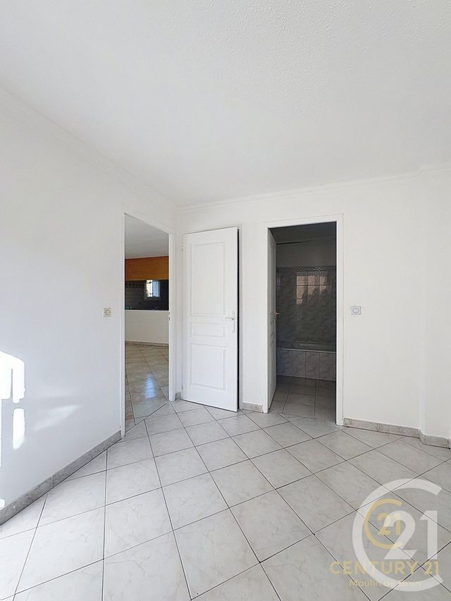 Appartement F2 &agrave; louer - 2 pi&egrave;ces - 44,03 m2 - Grasse - 06 - PROVENCE-ALPES-COTE-D-AZUR