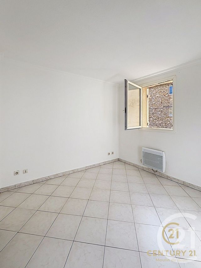 Appartement F2 &agrave; louer - 2 pi&egrave;ces - 44,03 m2 - Grasse - 06 - PROVENCE-ALPES-COTE-D-AZUR