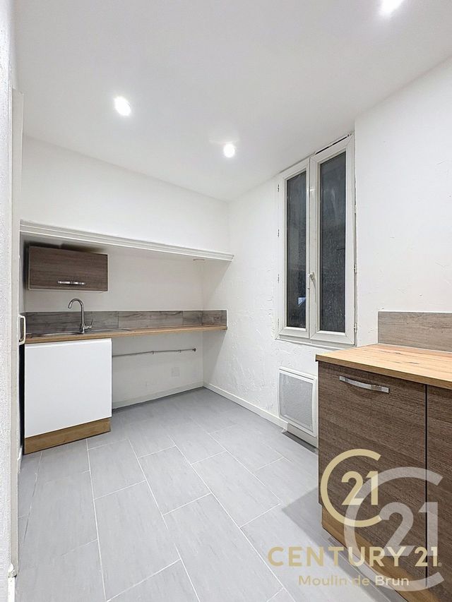 Appartement F2 &agrave; louer - 2 pi&egrave;ces - 41,89 m2 - Grasse - 06 - PROVENCE-ALPES-COTE-D-AZUR