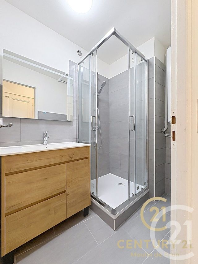 Appartement F2 &agrave; louer - 2 pi&egrave;ces - 41,89 m2 - Grasse - 06 - PROVENCE-ALPES-COTE-D-AZUR