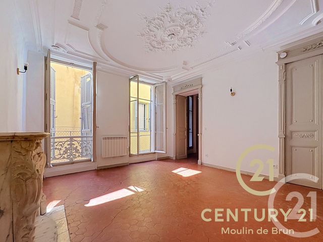 Appartement F2 &agrave; louer - 3 pi&egrave;ces - 59,41 m2 - Grasse - 06 - PROVENCE-ALPES-COTE-D-AZUR