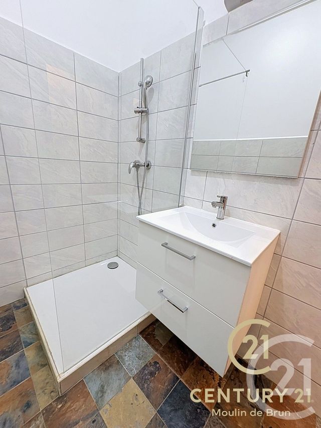 Appartement F2 &agrave; louer - 2 pi&egrave;ces - 43,06 m2 - Grasse - 06 - PROVENCE-ALPES-COTE-D-AZUR