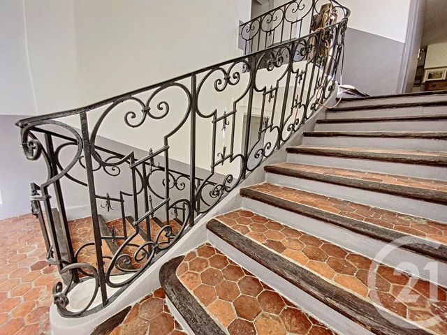 Appartement F1 &agrave; louer - 1 pi&egrave;ce - 34,09 m2 - Grasse - 06 - PROVENCE-ALPES-COTE-D-AZUR