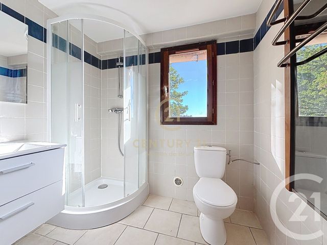 Appartement F2 bis &agrave; louer - 2 pi&egrave;ces - 38,34 m2 - Grasse - 06 - PROVENCE-ALPES-COTE-D-AZUR