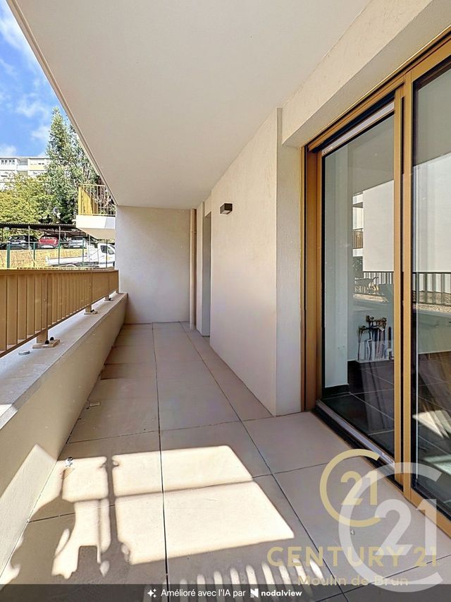 Appartement F3 &agrave; louer - 3 pi&egrave;ces - 53,98 m2 - Grasse - 06 - PROVENCE-ALPES-COTE-D-AZUR