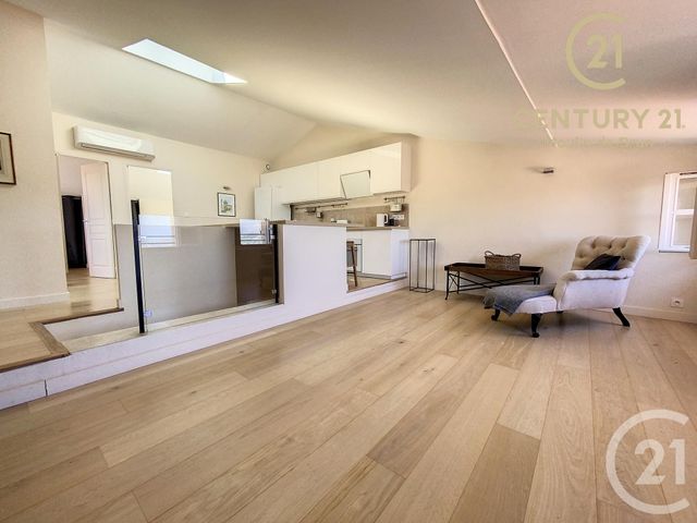 Appartement F3 &agrave; louer - 3 pi&egrave;ces - 60,18 m2 - Grasse - 06 - PROVENCE-ALPES-COTE-D-AZUR