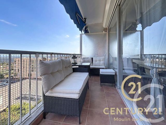Appartement F3 &agrave; louer - 3 pi&egrave;ces - 63,33 m2 - Grasse - 06 - PROVENCE-ALPES-COTE-D-AZUR